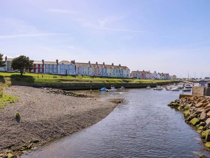 Melbourne House, Aberaeron