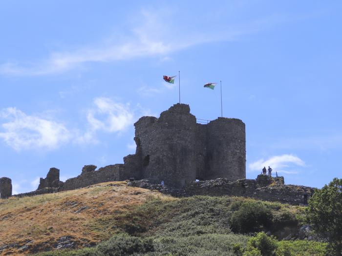 Bro Mebyd, Criccieth