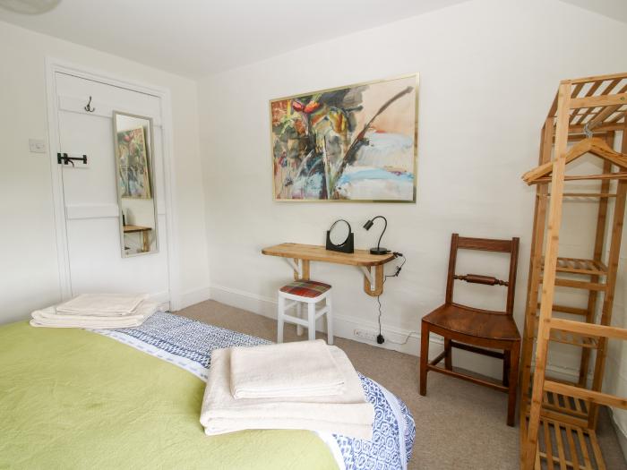 Nash Cottage, Kingsland, Northumberland. Pet-friendly. Family-friendly. Enclosed garden. Woodburner.