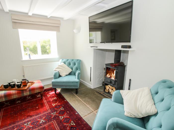 Nash Cottage, Kingsland, Northumberland. Pet-friendly. Family-friendly. Enclosed garden. Woodburner.