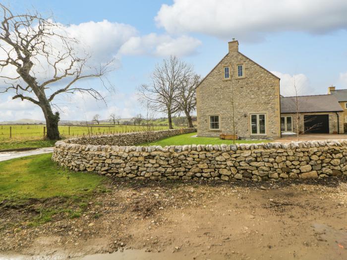 Dove Meadows House, Hartington, Countryside, Peak District National Park, Woodburning Stove, No Pets