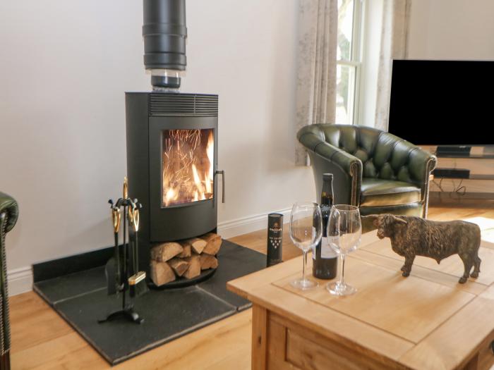 Dove Meadows House, Hartington, Countryside, Peak District National Park, Woodburning Stove, No Pets