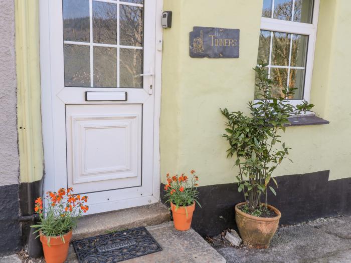 Tinners, Gunnislake, woodburning stove, off-road parking, serene location, enclosed garden, pet-free