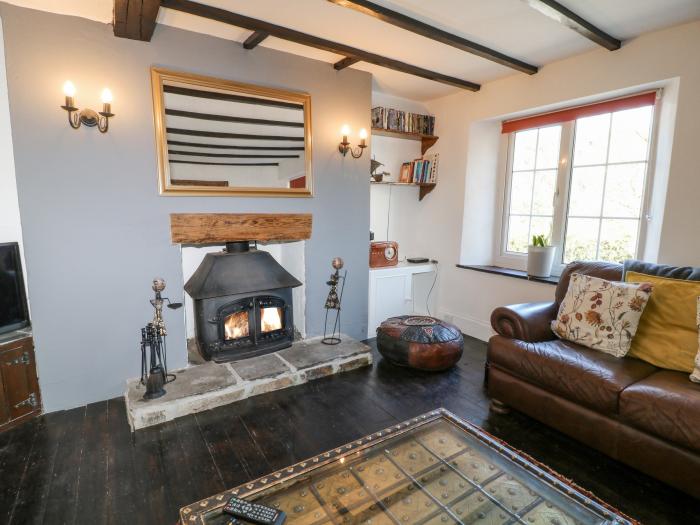 Tinners, Gunnislake, woodburning stove, off-road parking, serene location, enclosed garden, pet-free