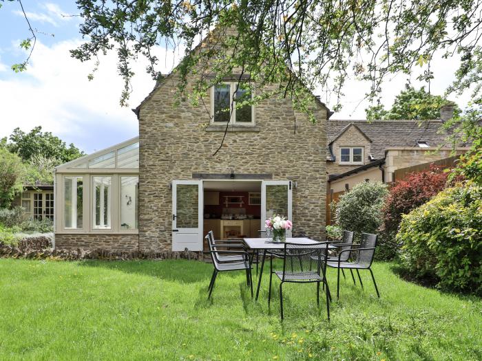 Friesland Cottage, Burford