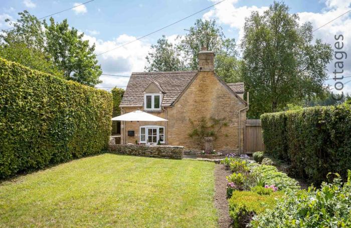 Weir Cottage, Bourton-On-The-Water