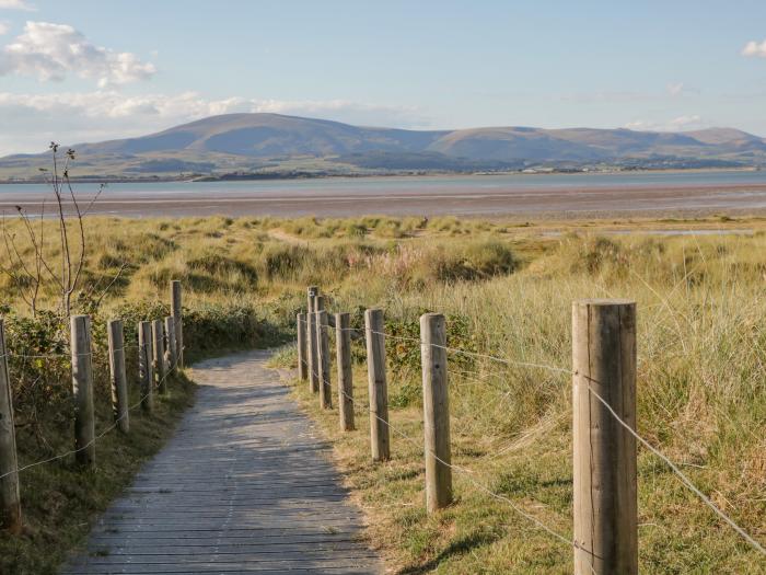 Lazy Days Cottage, Askam-In-Furness