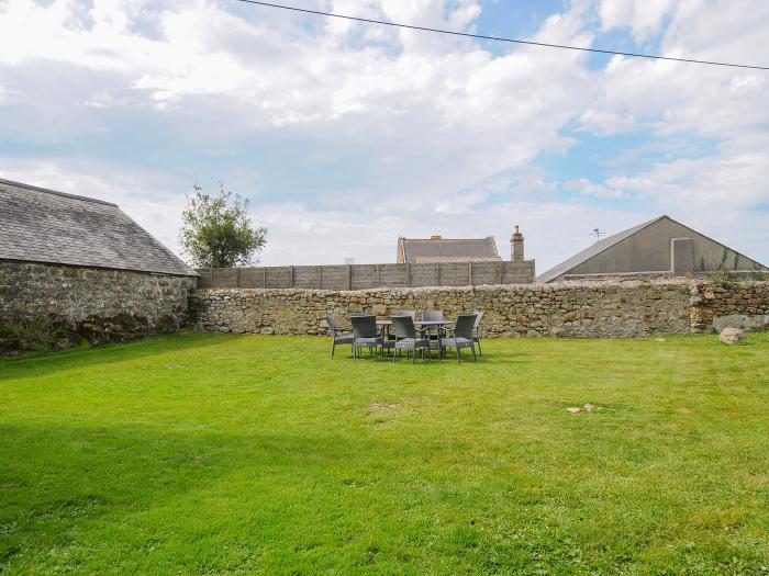 Bosistow Farmhouse, Porthgwarra, Cornwall. Four-bedroom home, near the beach. Enclosed garden. Pets.