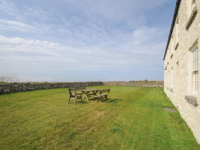 Three Chimneys nr Porthgwarra, Cornwall. Four-bedroom home with sea views. Pet-friendly. Near beach.