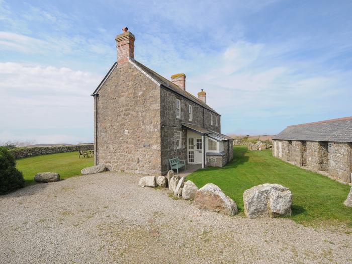 Three Chimneys nr Porthgwarra, Cornwall. Four-bedroom home with sea views. Pet-friendly. Near beach.