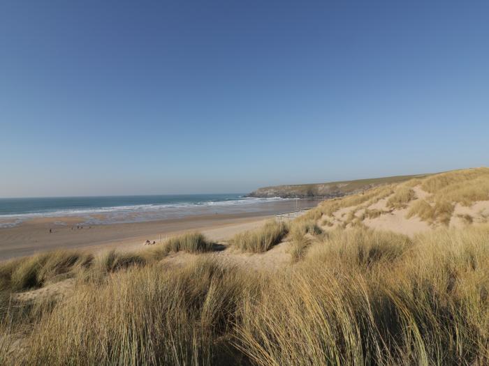 Hydrangea Cottage, Holywell Bay