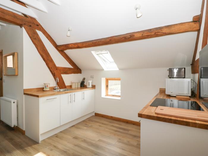 Lower Venn Granary Apartment 2, Bodenham