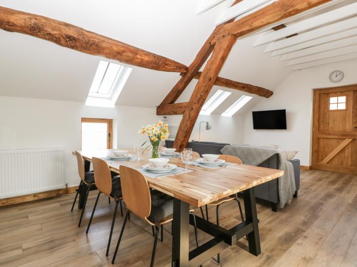 Lower Venn Granary Apartment 2, Bodenham