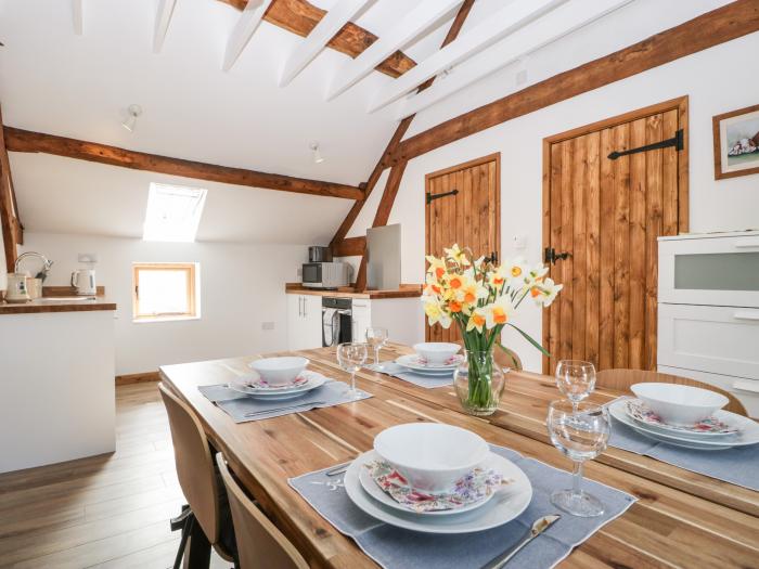 Lower Venn Granary Apartment 2, Bodenham