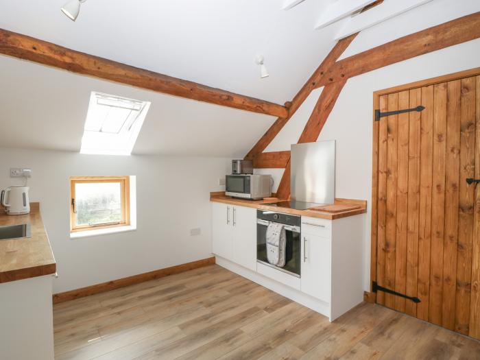 Lower Venn Granary Apartment 2, Bodenham