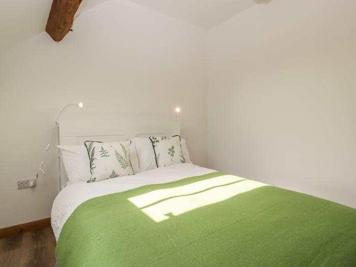 Lower Venn Granary Apartment 2, Bodenham