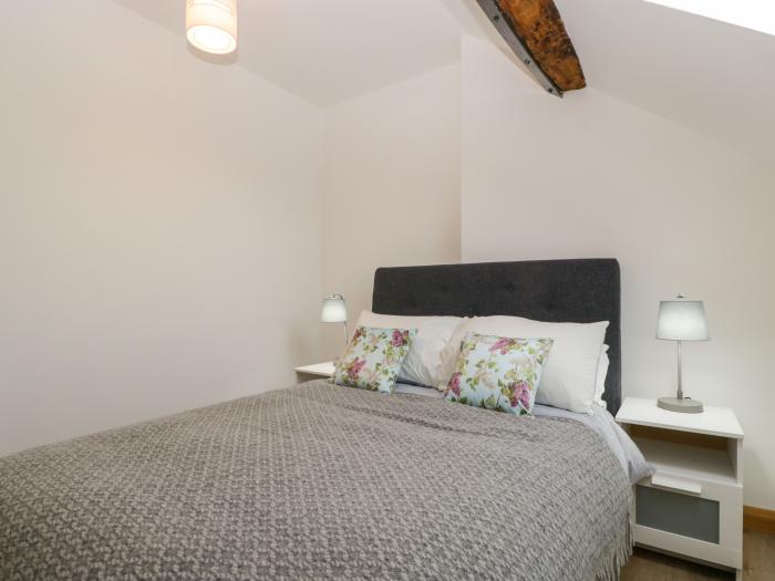 Lower Venn Granary Apartment 2, Bodenham