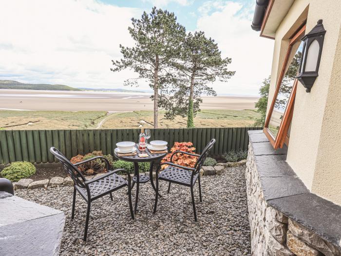 Oversands Cottage, Grange-Over-Sands