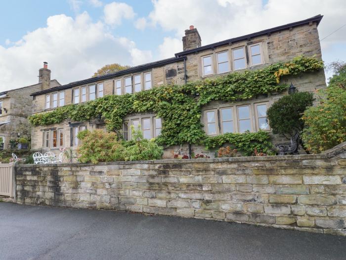 Woodlea Cottage, Almondbury