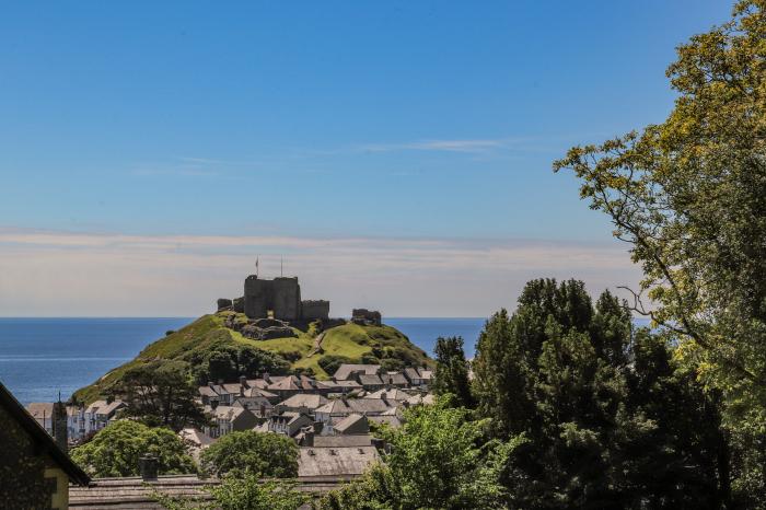 Bryn Henllan, Criccieth