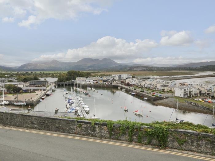 Wenallt, Porthmadog