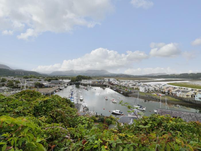 Wenallt, Porthmadog