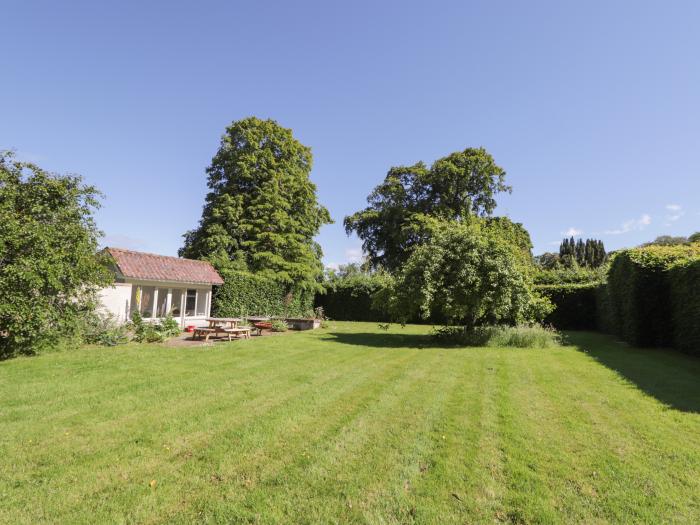 Garden Cottage, Lhanbryde