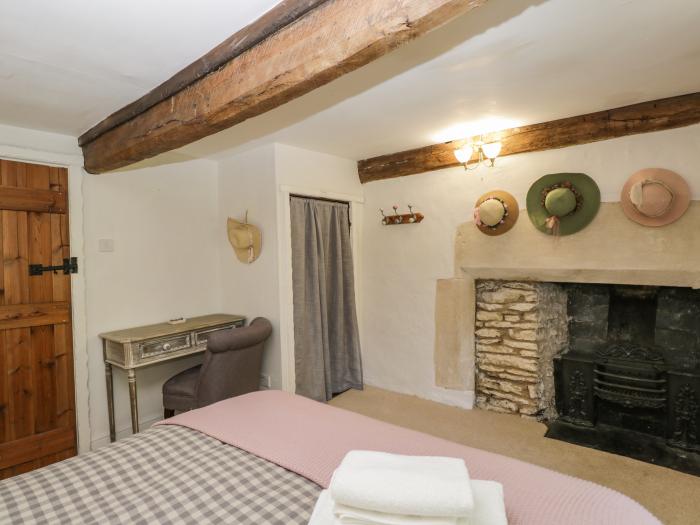 Fox Den Cottage, Castle Combe