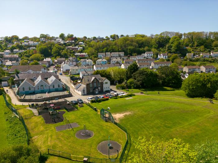 Teifi Villa in St Dogmaels, in Pembrokeshire. Enclosed garden, hot tub, off-road parking, two pets.