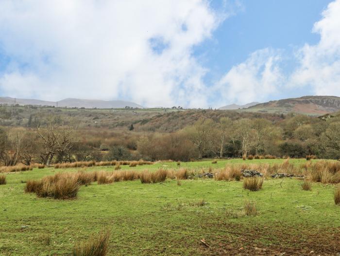 Hen Beudy, Porthmadog