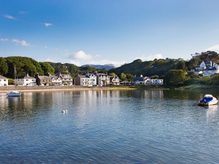 Hen Beudy, Porthmadog