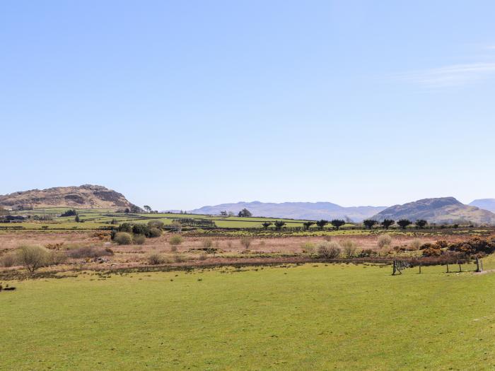 Hen Beudy, Porthmadog