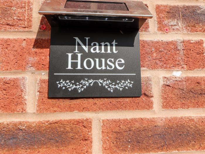 Nant House, Gwersyllt