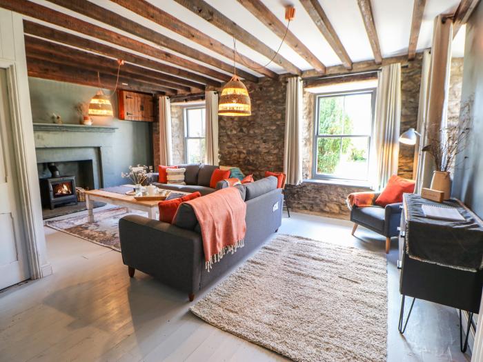 Burnt Mill Cottage Sedbergh, Cumbria. In the Yorkshire Dales National Park. Pet-friendly. Woodburner