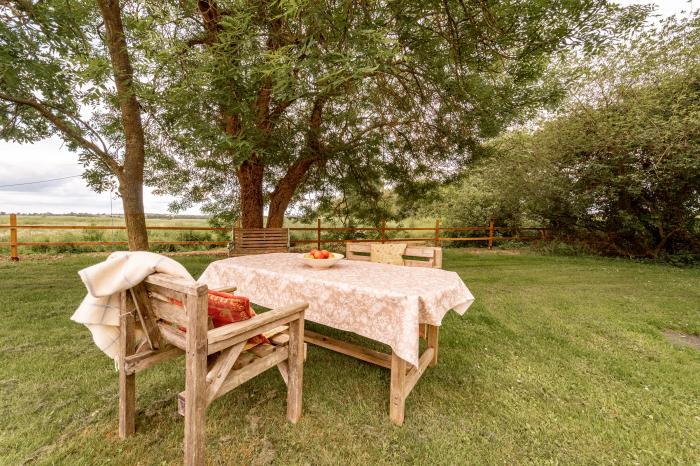 Manor Farm Barn is a glorious, 17th-century barn conversion in Thorndon, Suffolk. Hot tub. Character