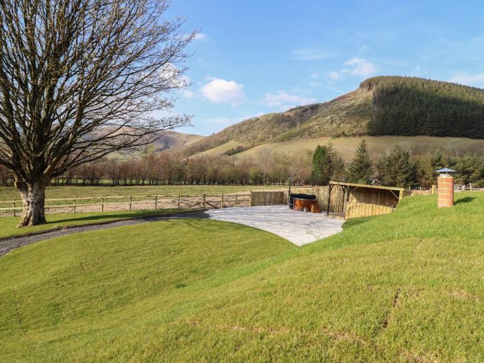 Nant yr Esgair, Dinas Mawddwy