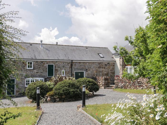 No 2 The Stables, Llannerch-Y-Medd