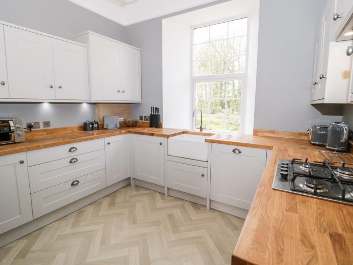 Flat 2 Tyn Y Caeau, Menai Bridge