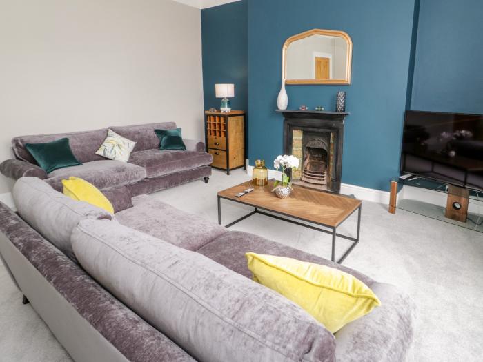 Flat 2 Tyn Y Caeau, Menai Bridge