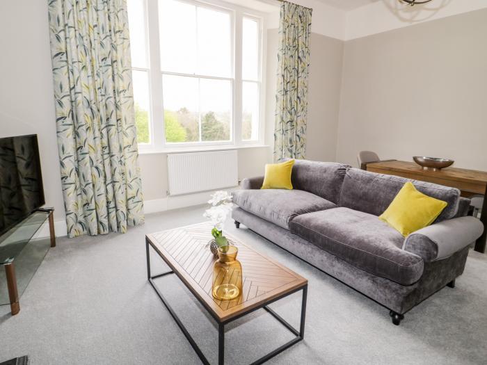 Flat 2 Tyn Y Caeau, Menai Bridge