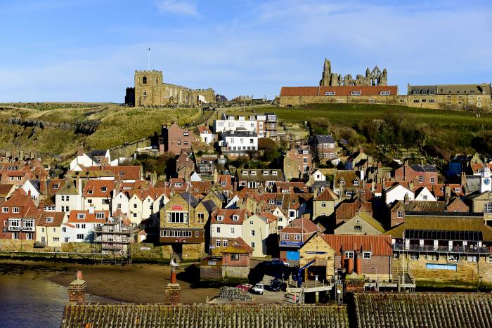 Monteva, Whitby