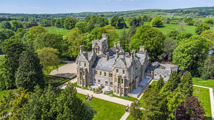 The Alfred Suite Stone Cross Mansion, Ulverston