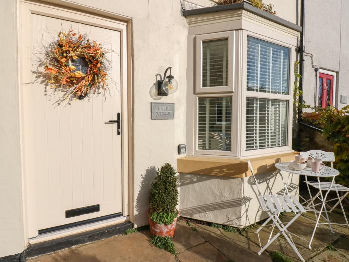 Dale Cottage, Ingleton, County Durham. Countryside views. Woodburning stove. Pet-friendly. Open-plan