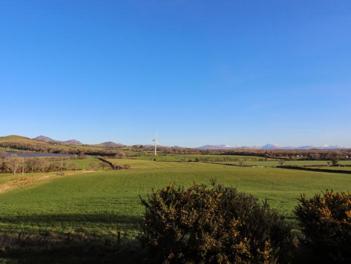 Bryn Moelyn Cottage, Morfa Nefyn, Gwynedd. Near an AONB. Countryside location. Near a National Park.