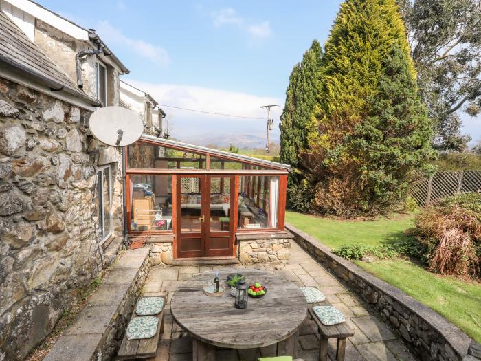 Gilfachwydd near Dolgellau, Gwynedd. Characterful home resting rurally in Eryri National Park.  2bed