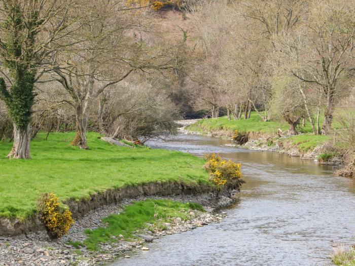 Plas Glan Yr Afon, Llangernyw