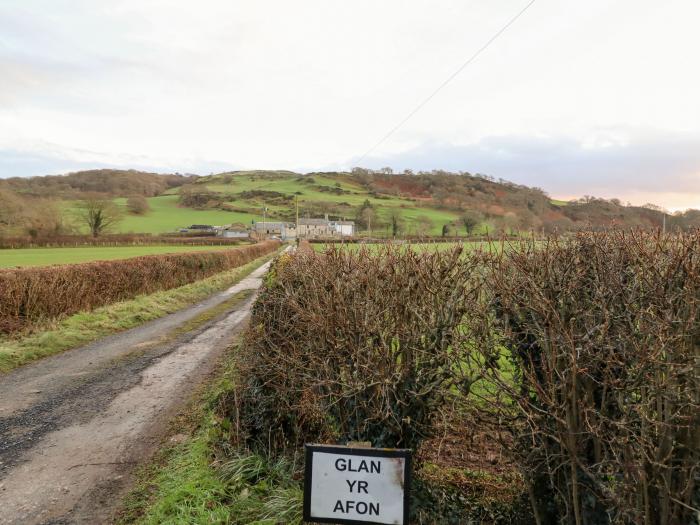 Plas Glan Yr Afon, Llangernyw