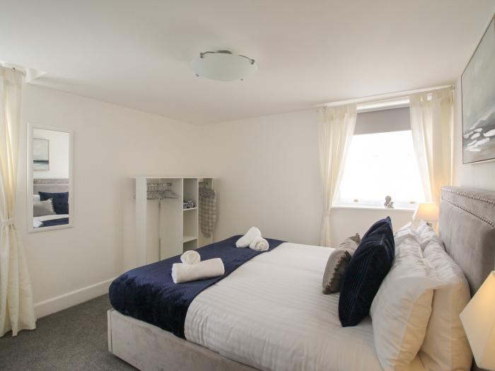 Flat 6, 84 The Esplanade, Weymouth