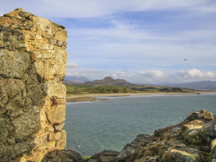 Llwyn, Criccieth, Gwynedd