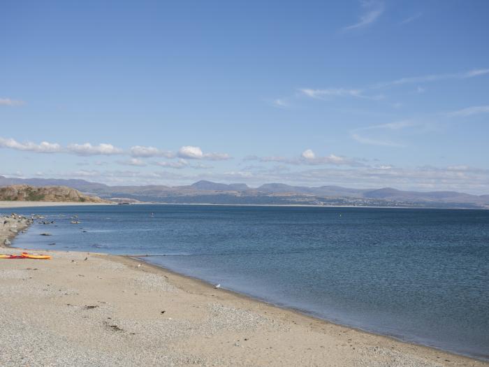 Llwyn, Criccieth, Gwynedd